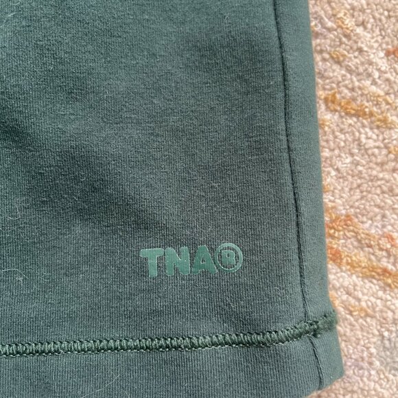 ✨ Hold It Roam Tee | TNA - Picture 3 of 4